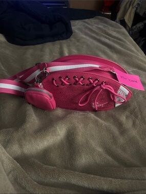 Betsy Johnson crossbody purse with adjustable strap NWT